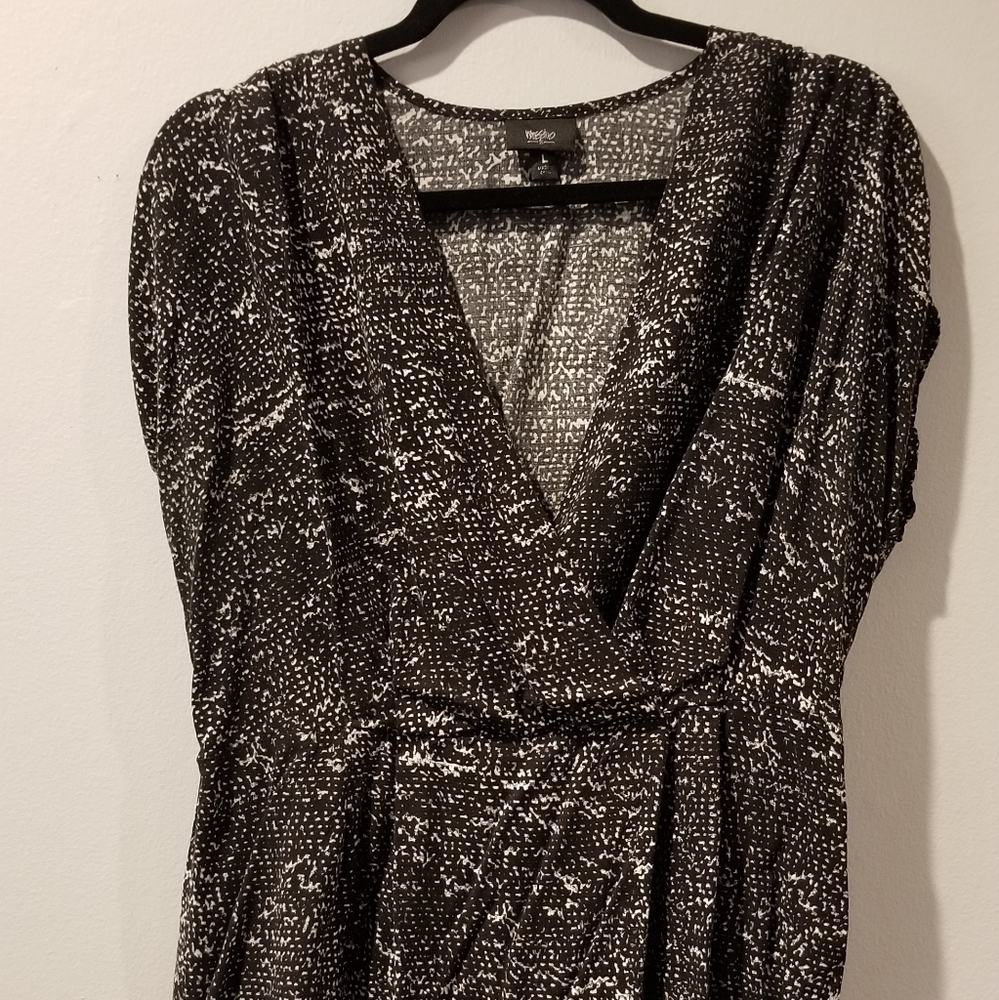 Black & White Dress - Large